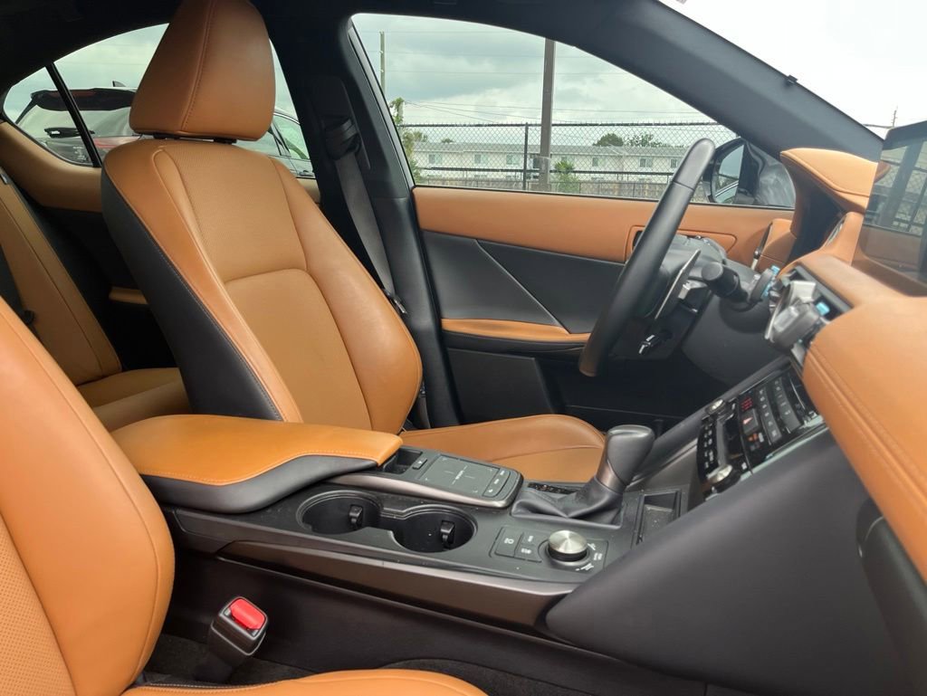 Used 2022 Lexus IS 300 w/ Accessory Package RWD image 10
