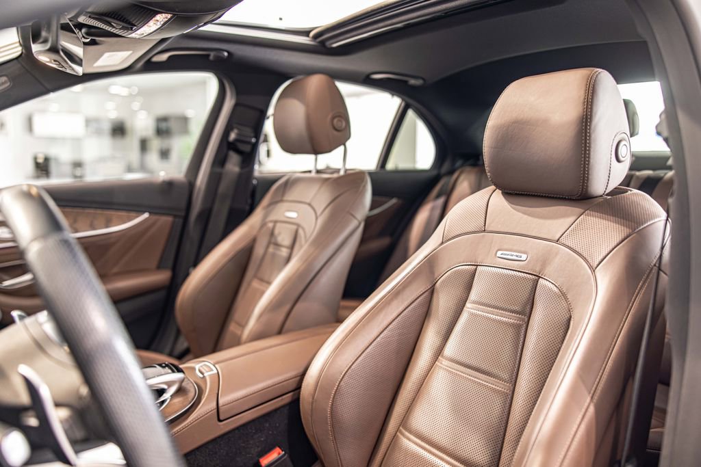 Used 2019 Mercedes-Benz E 53 AMG 4MATIC Sedan image 18