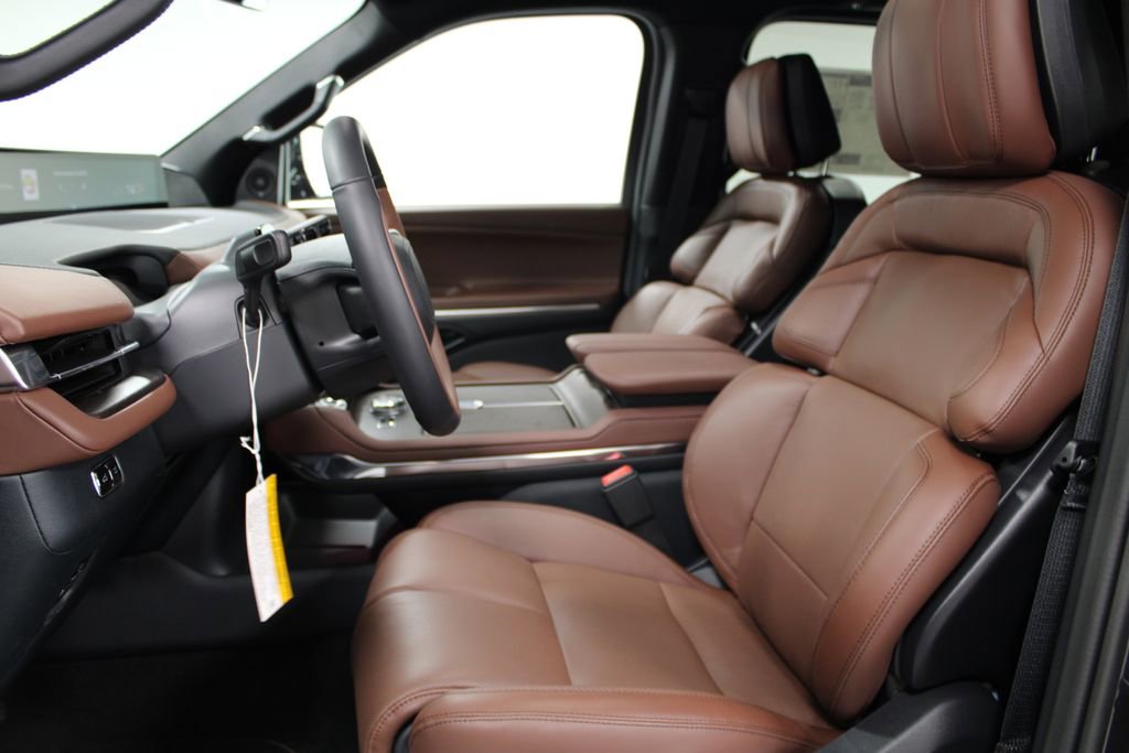 New 2026 Lincoln Navigator Reserve image 23