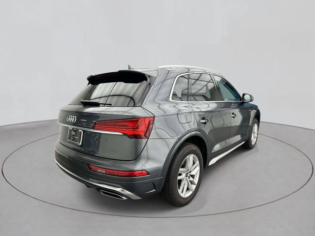 Certified 2023 Audi Q5 2.0T Premium w/ Convenience Package AWD/4WD image 4