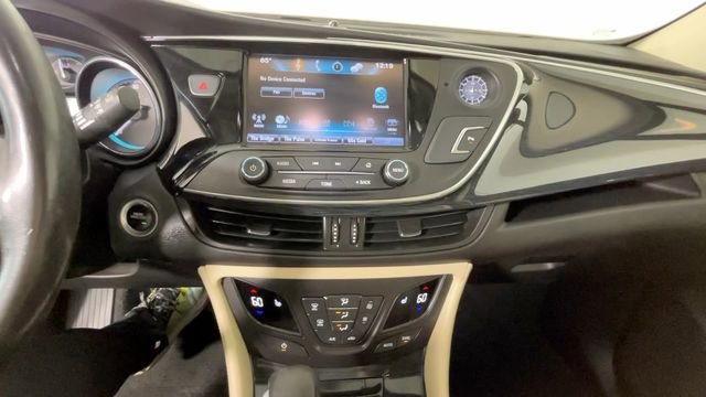 Used 2018 Buick Envision Essence w/ LPO, Hit The Road Package AWD/4WD image 32