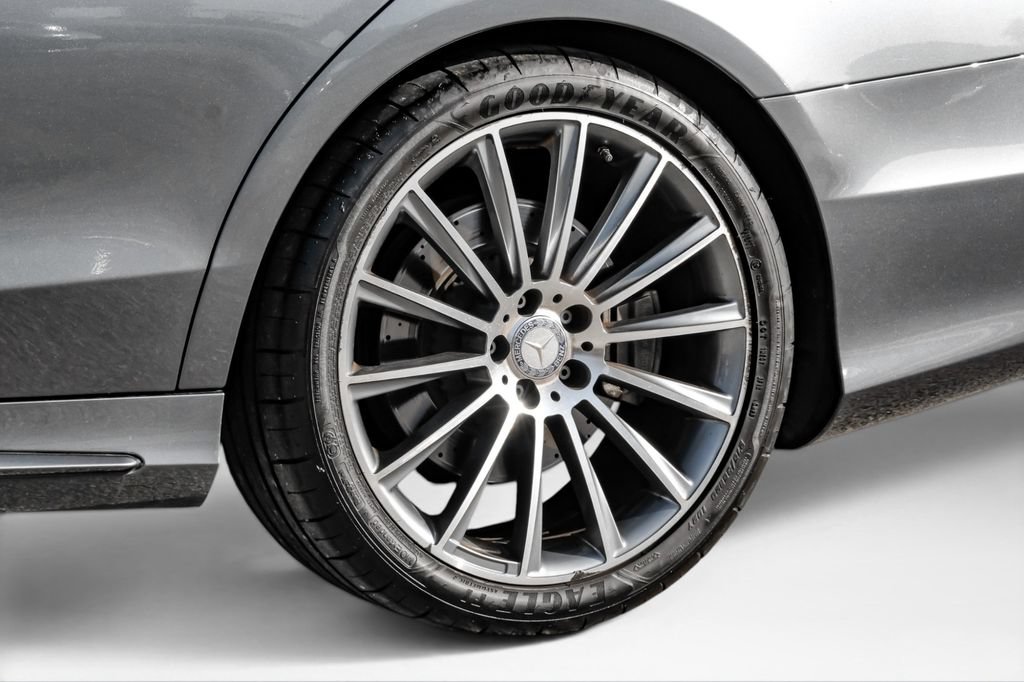 Used 2016 Mercedes-Benz S 550 Sedan image 50