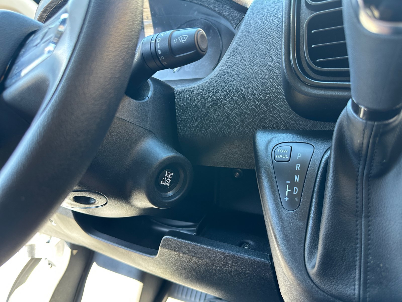 Used 2024 RAM ProMaster 2500 w/ Convenience Group FWD image 16