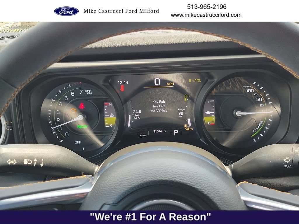 Used 2024 Jeep Wrangler Unlimited Sahara w/ Technology Group AWD/4WD image 12