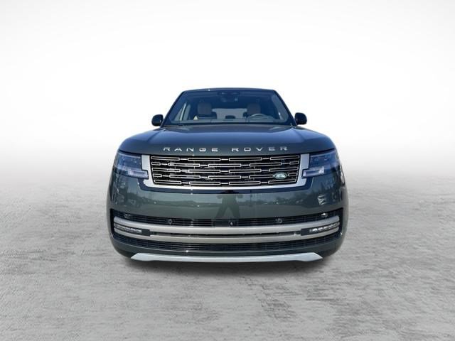 New 2026 Land Rover Range Rover SE image 2