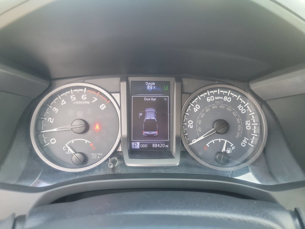 Used 2018 Toyota Tacoma TRD Pro AWD/4WD image 31