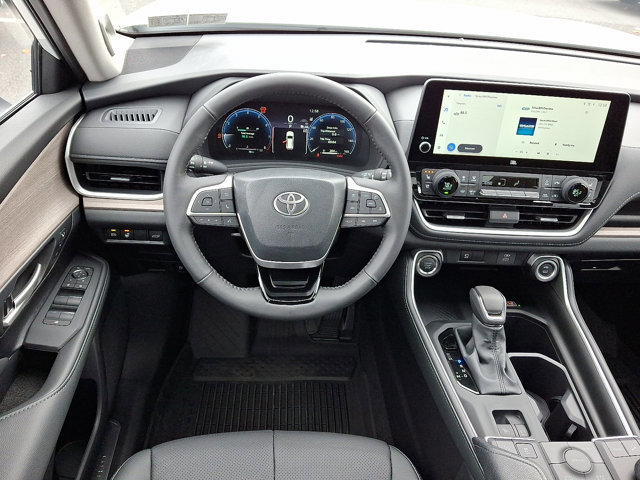 Used 2026 Toyota Grand Highlander Limited image 17