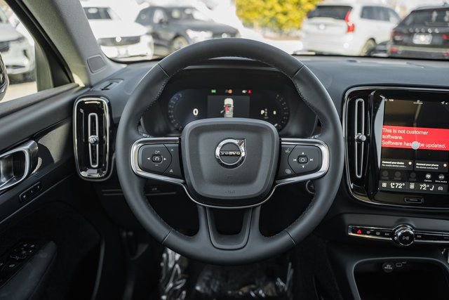 New 2026 Volvo XC40 B5 Plus w/ Protection Package Premier image 31