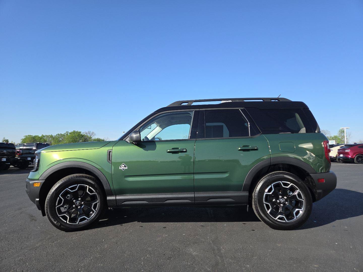 Used 2025 Ford Bronco Sport Outer Banks w/ Outer Banks Tech Package+ AWD/4WD image 17