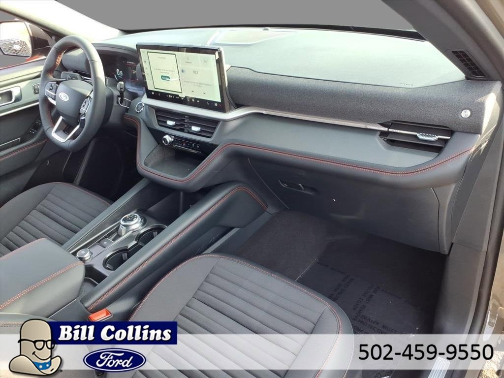 New 2026 Ford Explorer ST-Line w/ ST-Line Street Pack image 12