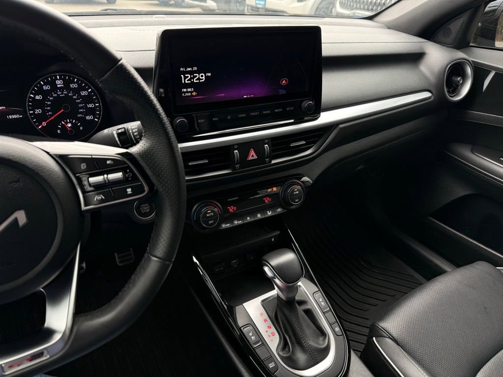 Certified 2024 Kia Forte GT-Line w/ GT-Line Premium Package image 33