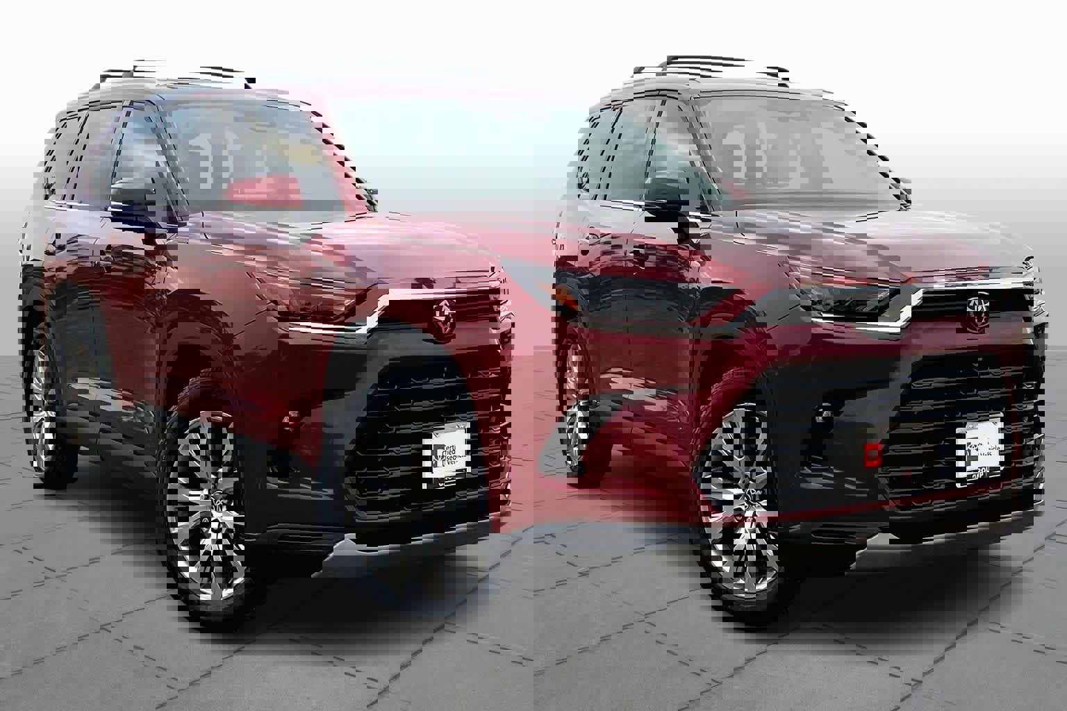 Used 2024 Toyota Grand Highlander Limited image 2