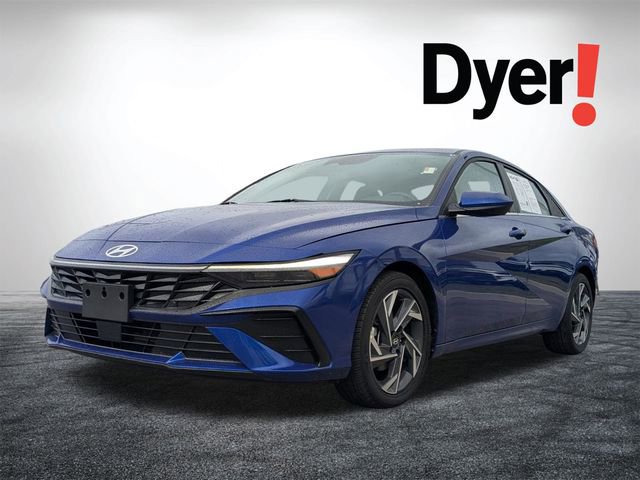 Used 2025 Hyundai Elantra SEL FWD image 8