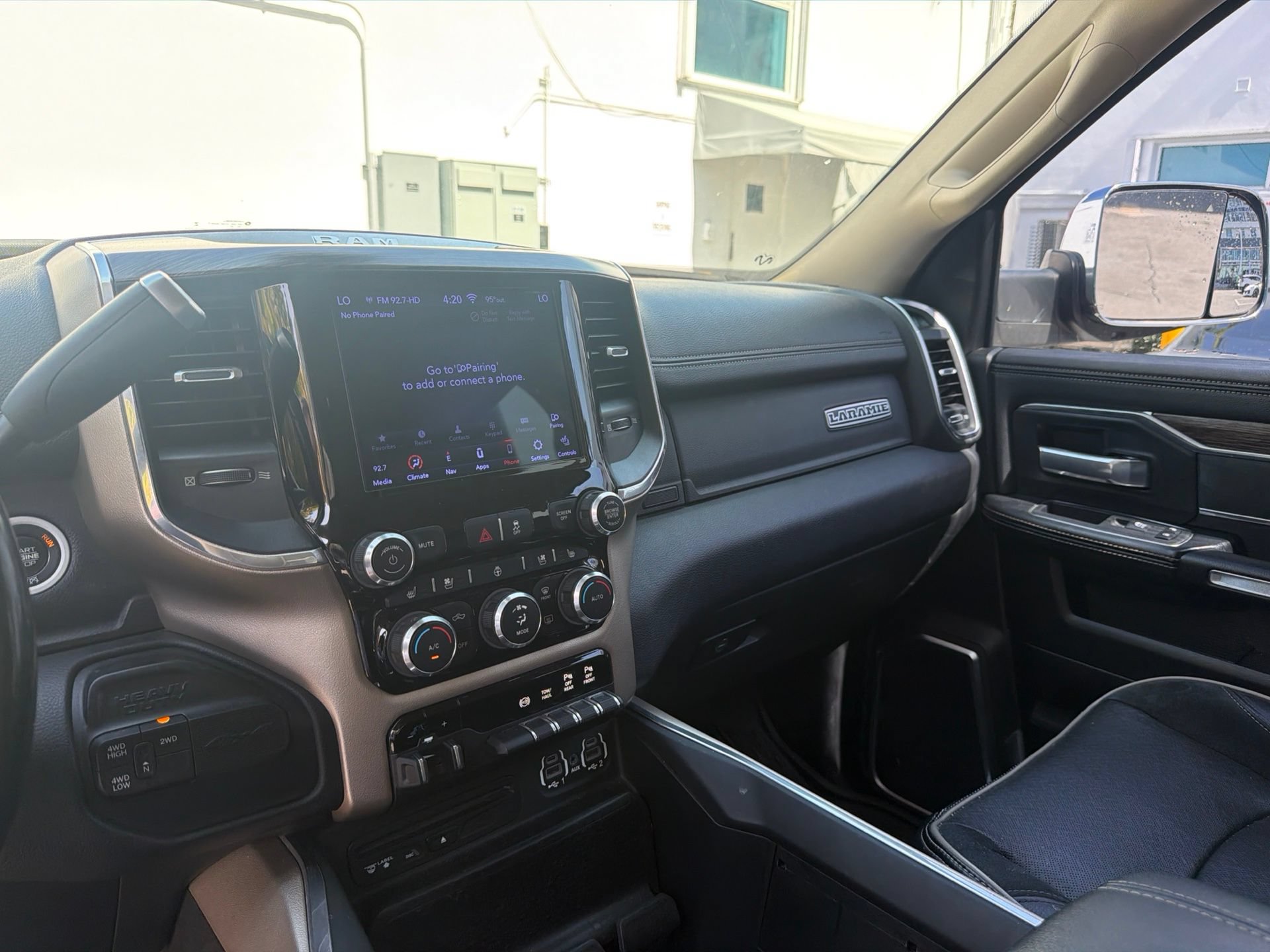 Used 2019 RAM 2500 Laramie AWD/4WD image 14