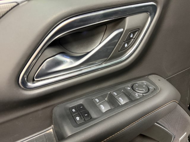 Used 2022 GMC Yukon AT4 w/ AT4 Premium Plus Package AWD/4WD image 10