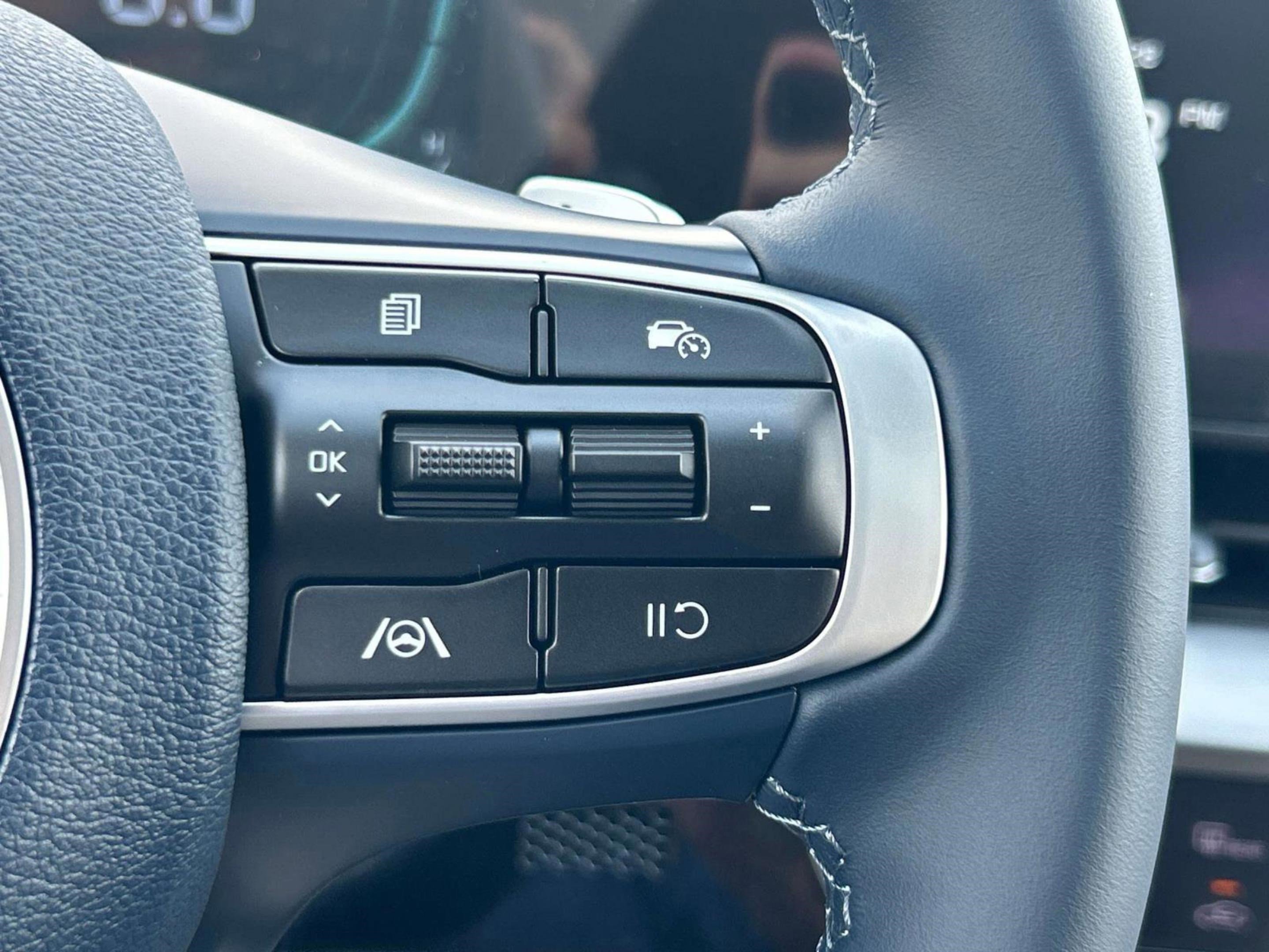 New 2025 Kia Sportage EX w/ EX Premium Package image 27
