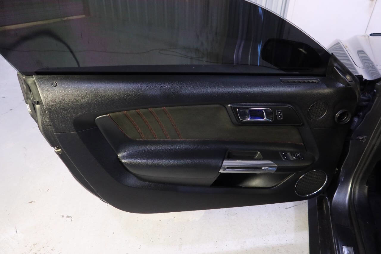 Used 2016 Ford Mustang GT Premium image 20