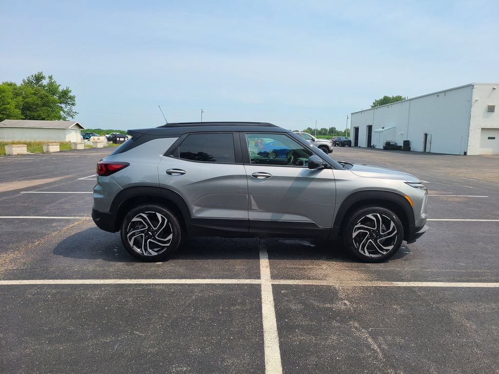 New 2026 Chevrolet TrailBlazer RS w/ Driver Confidence Package AWD/4WD image 8