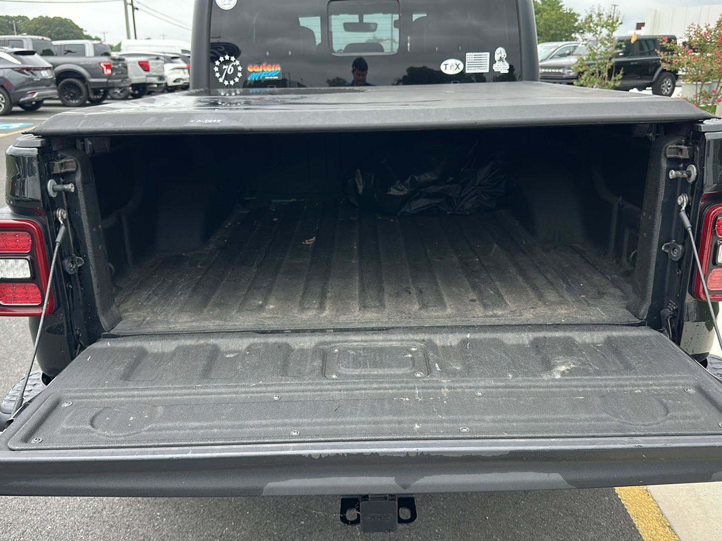 Used 2020 Jeep Gladiator Rubicon AWD/4WD image 13