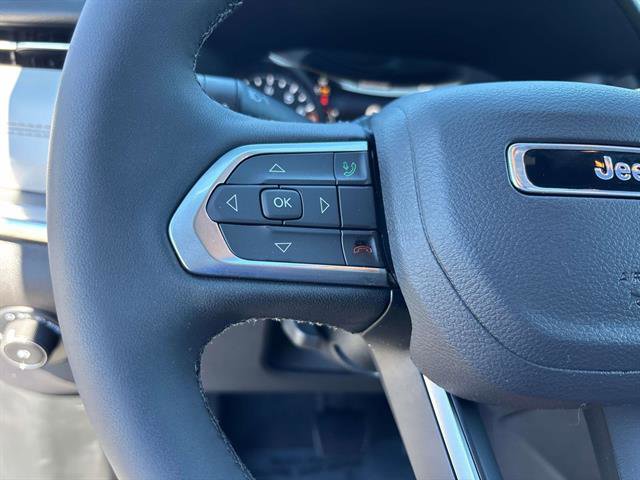 Certified 2024 Jeep Compass Limited image 18