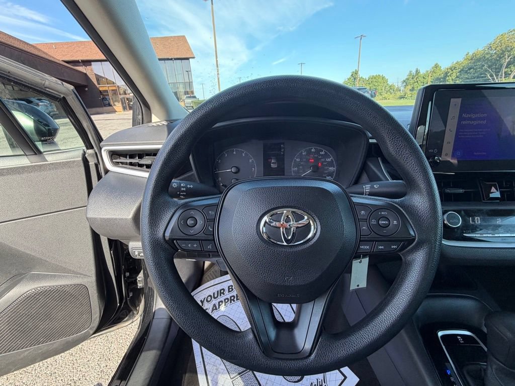 Used 2023 Toyota Corolla LE FWD image 24