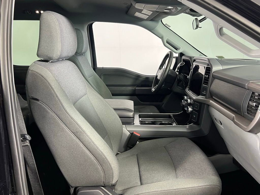 Used 2025 Ford F150 XLT w/ Equipment Group 301A Standard image 28