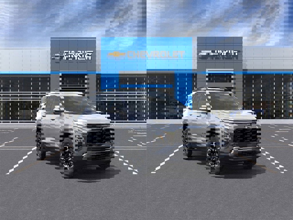 New 2026 Chevrolet Equinox ACTIV image 1