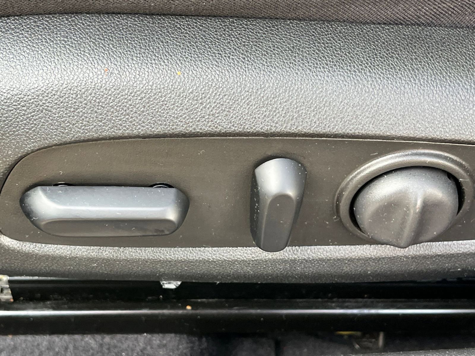 Used 2023 Chevrolet Malibu LT w/ Driver Confidence Package image 23