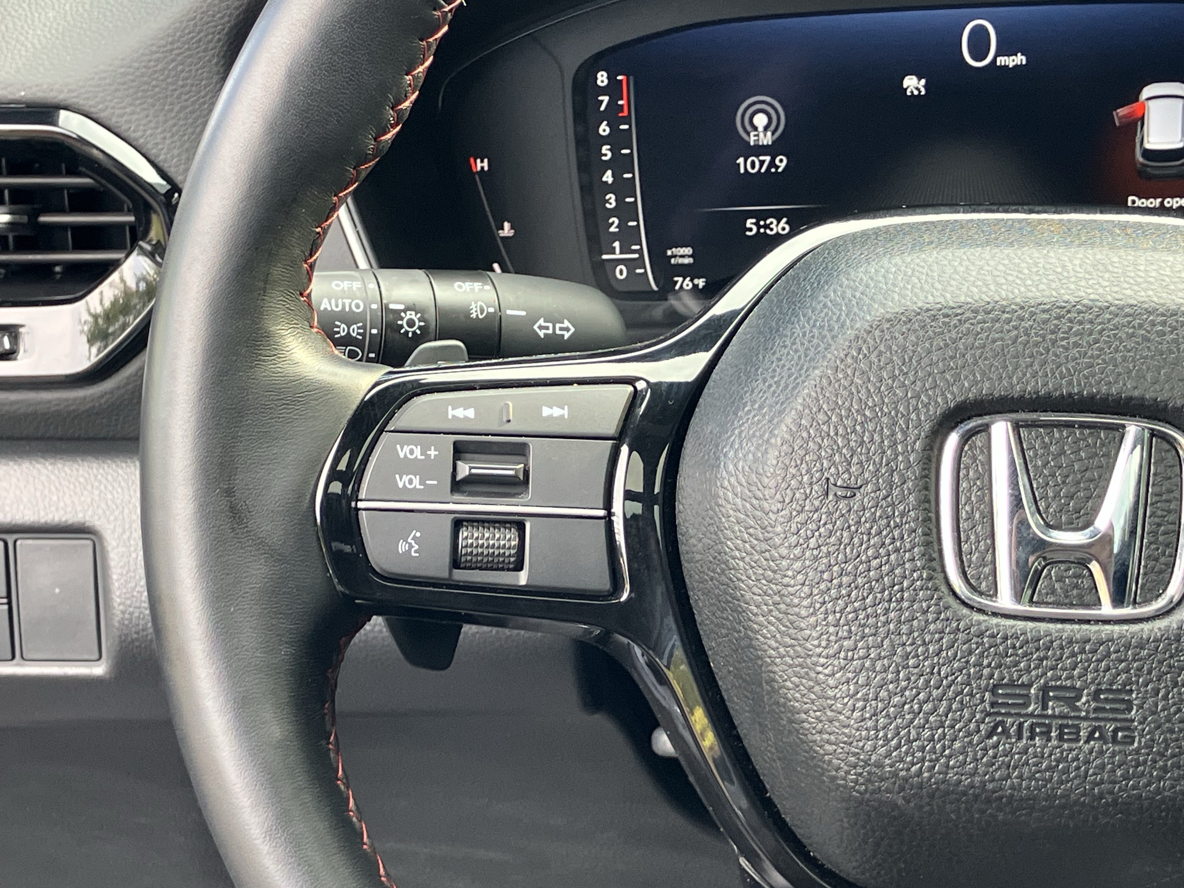 Certified 2025 Honda Pilot Black Edition image 21