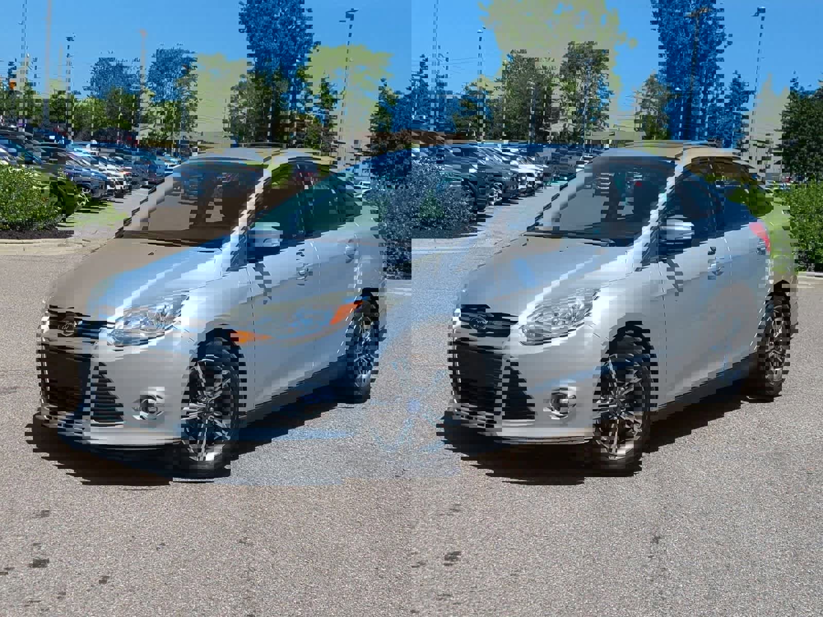 Used 2014 Ford Focus SE w/ SE Sport Package