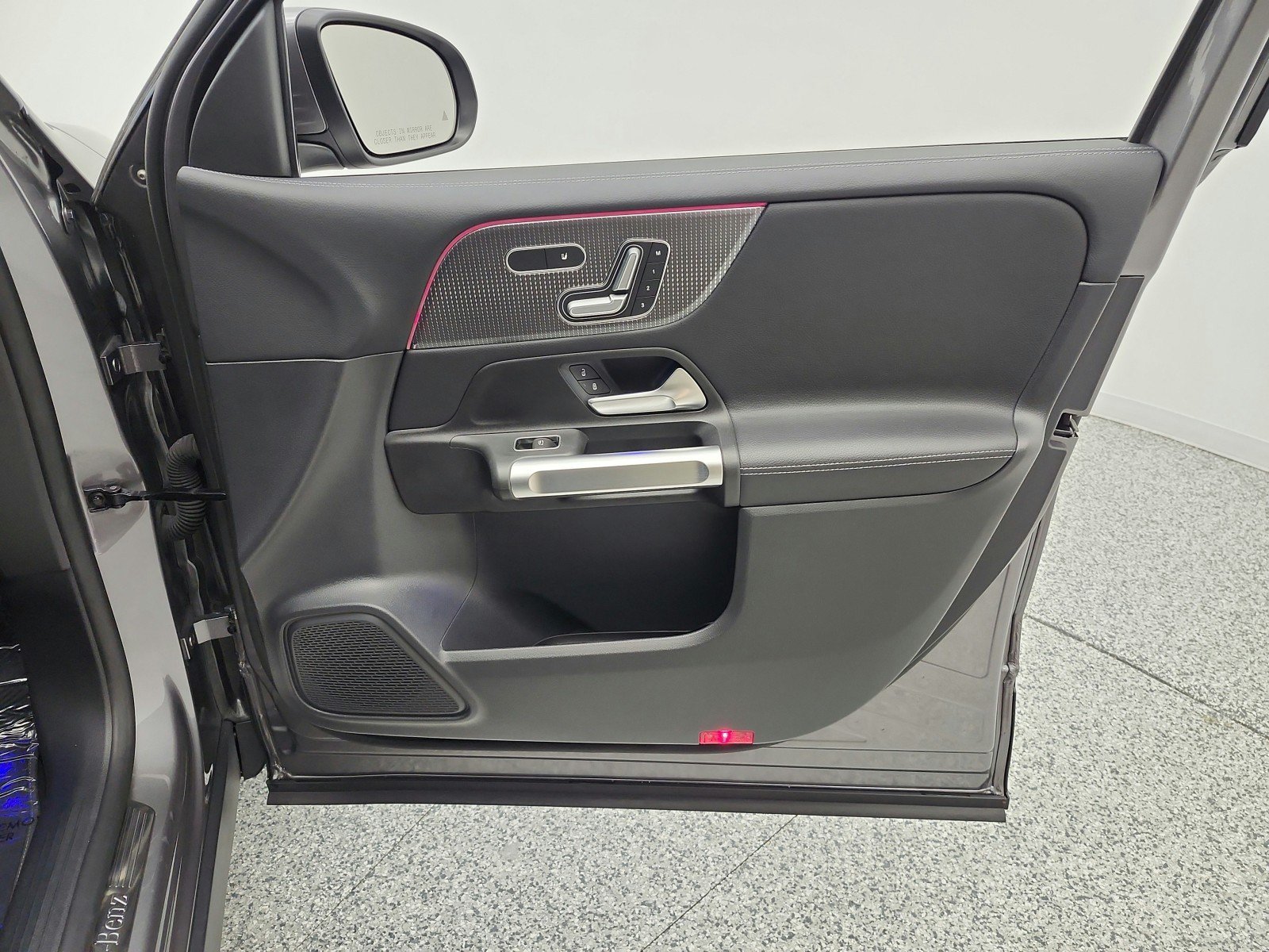 Used 2022 Mercedes-Benz GLB 250 image 20
