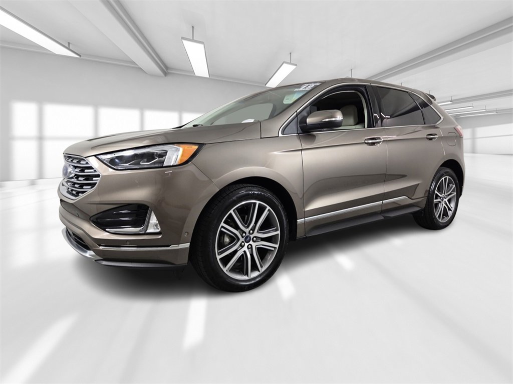Used 2019 Ford Edge Titanium w/ Equipment Group 301A image 2