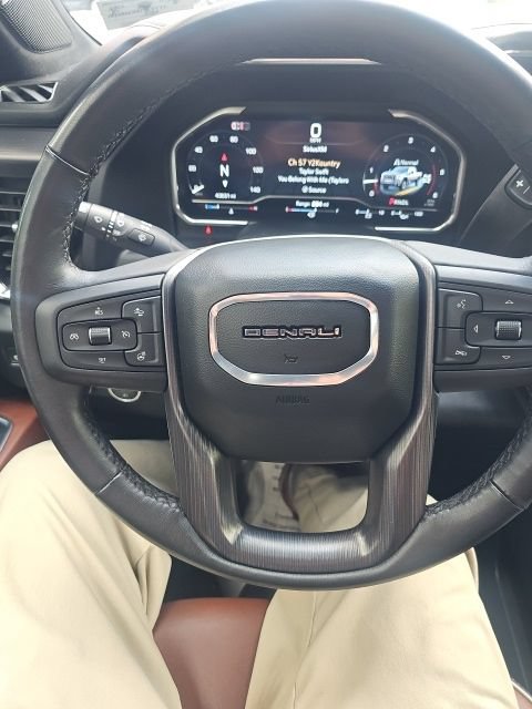 Used 2024 GMC Sierra 2500 Denali Ultimate AWD/4WD image 28