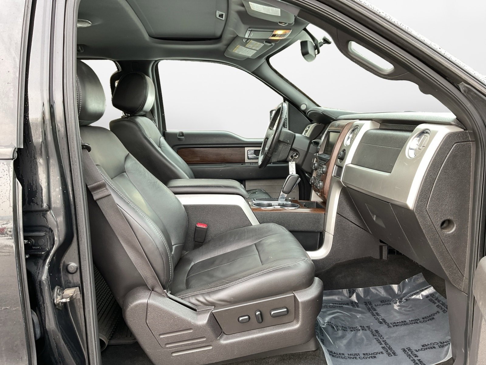 Used 2014 Ford F150 Lariat w/ Equipment Group 502A Luxury image 15