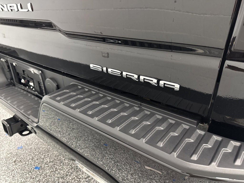 Used 2025 GMC Sierra 1500 Denali Ultimate image 29