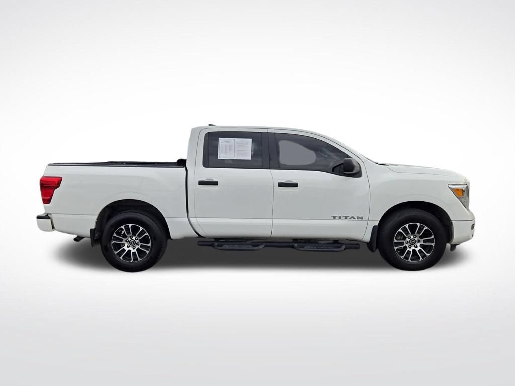 Used 2024 Nissan Titan SV w/ SV Convenience Package AWD/4WD image 2