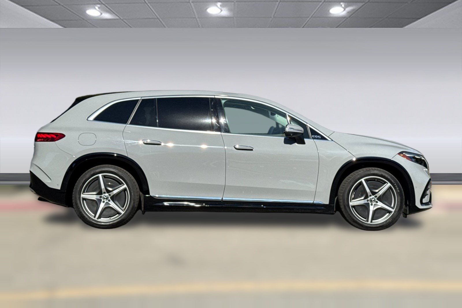 Certified 2023 Mercedes-Benz EQS 580 4MATIC SUV image 8