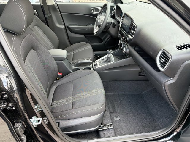 New 2026 Hyundai Venue SEL FWD image 33