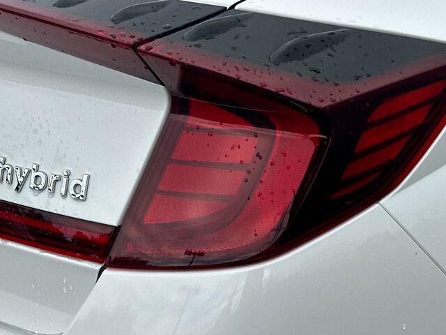 Used 2021 Hyundai Sonata Limited w/ Cargo Package image 34