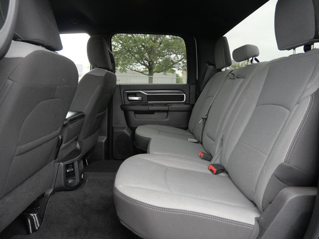 Used 2024 RAM 3500 Big Horn AWD/4WD image 25
