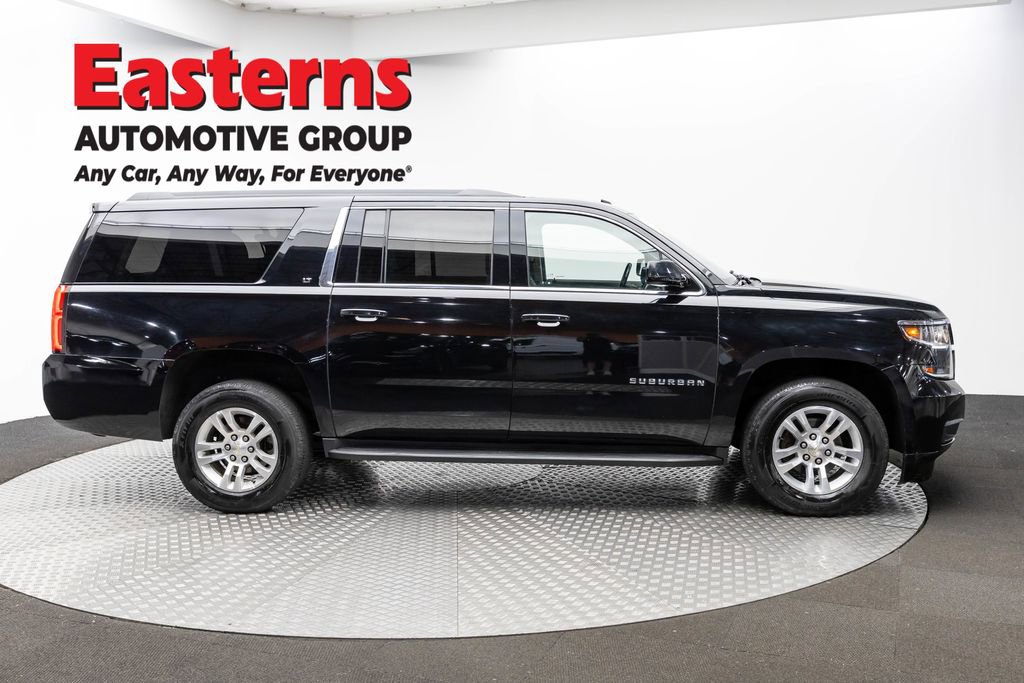 Used 2019 Chevrolet Suburban LT AWD/4WD image 4