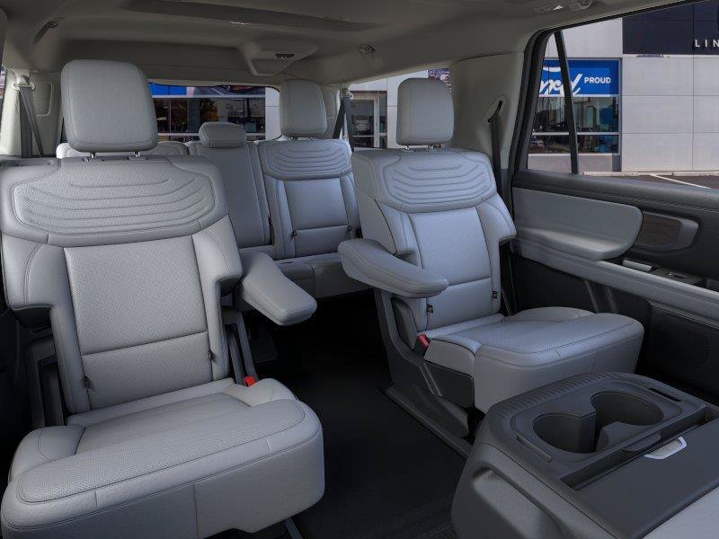New 2026 Ford Expedition Max Platinum w/ Platinum Ultimate Package AWD/4WD image 11