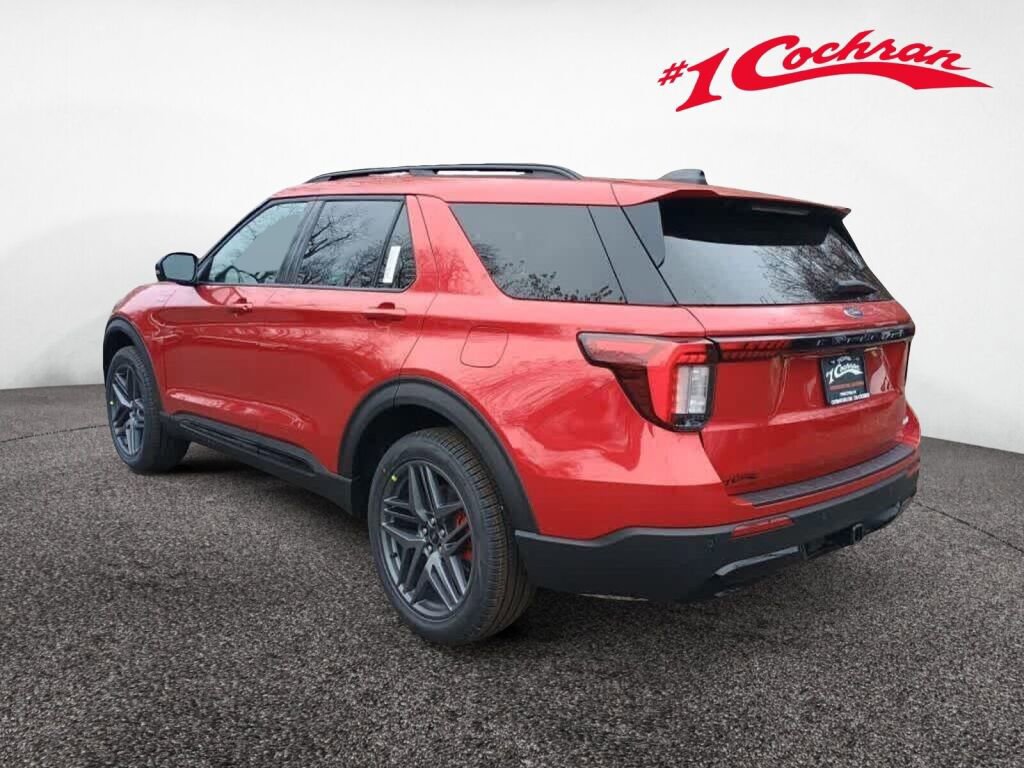 New 2026 Ford Explorer ST-Line w/ ST-Line Street Pack AWD/4WD image 3