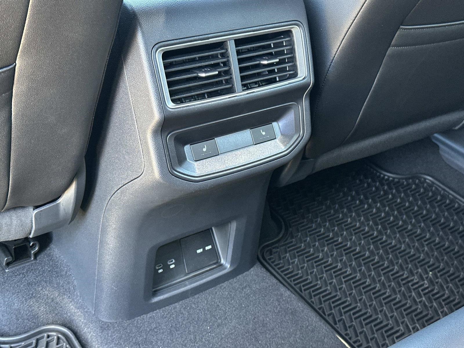 Certified 2025 Volkswagen Atlas Cross Sport SEL R-Line image 14