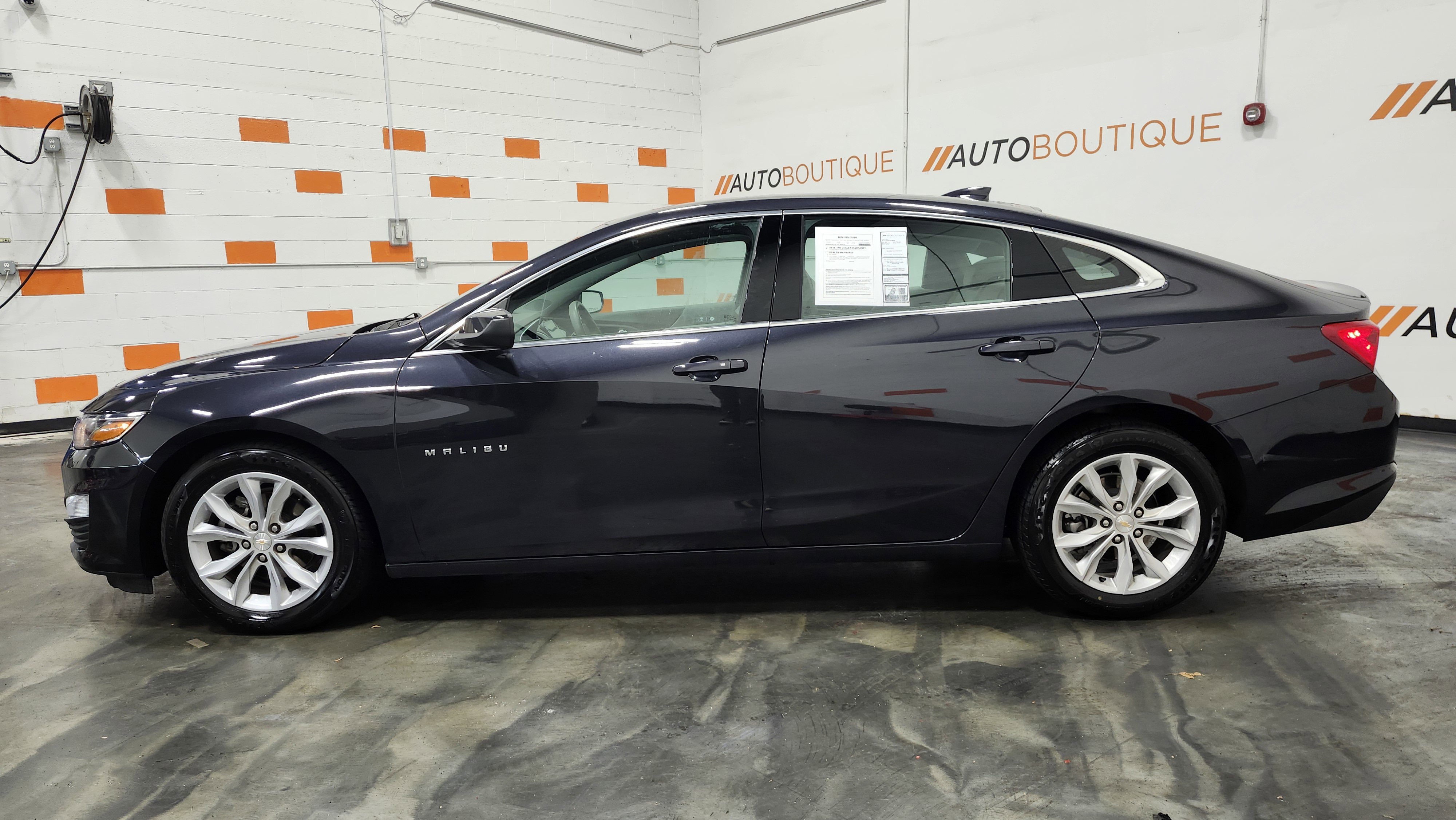 Used 2023 Chevrolet Malibu LT image 14