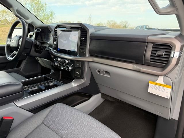 New 2026 Ford F150 XLT w/ Equipment Group 302A MID AWD/4WD image 15