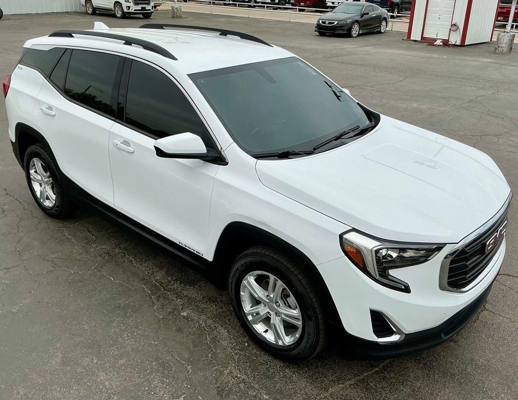 Used 2019 GMC Terrain SLE w/ Driver Convenience Package image 4