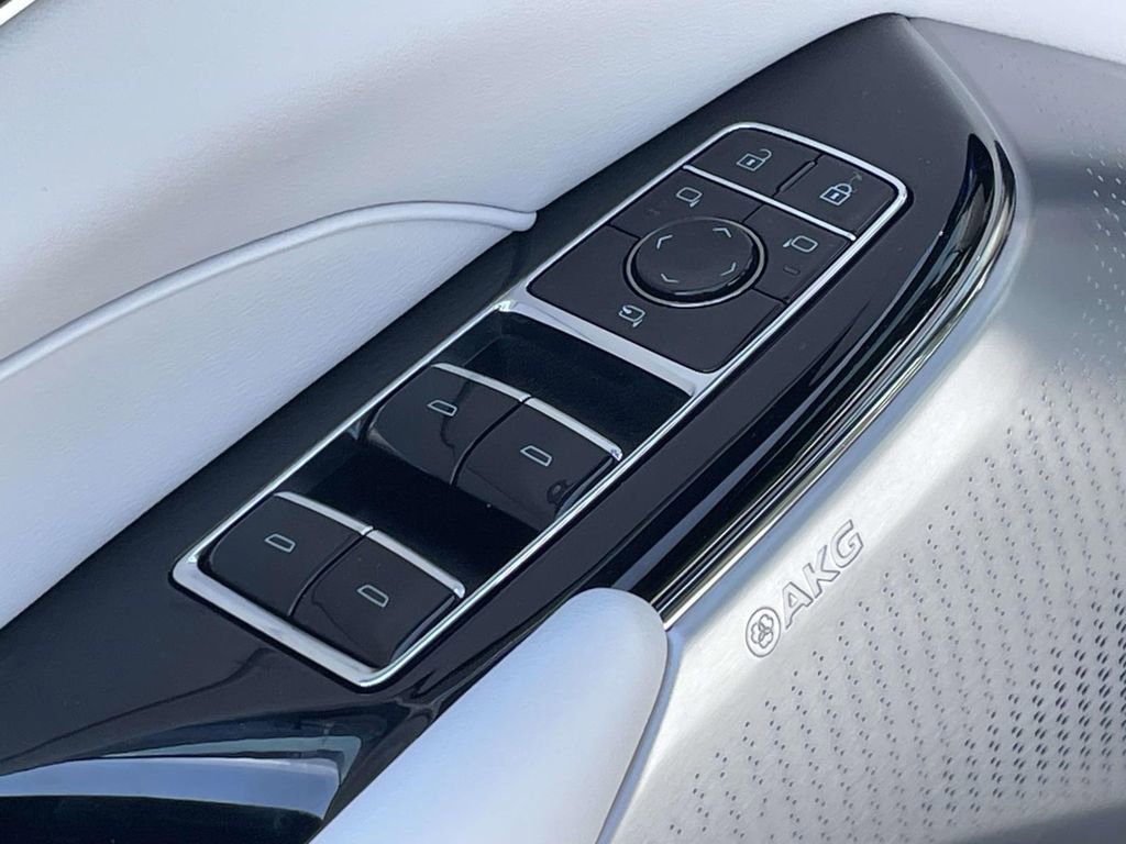 New 2026 Cadillac Lyriq Premium Sport AWD/4WD image 17