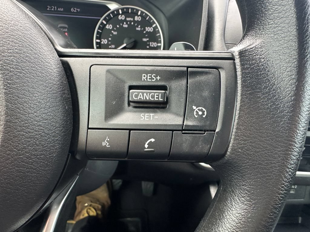 Used 2024 Nissan Rogue S AWD/4WD image 21