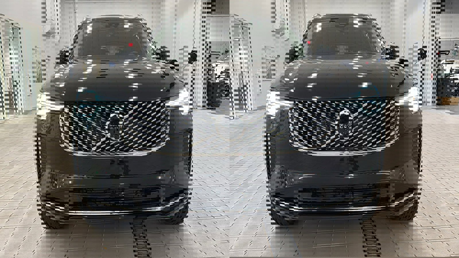 New 2026 Volvo XC90 B6 Plus w/ Protection Package Premier image 10